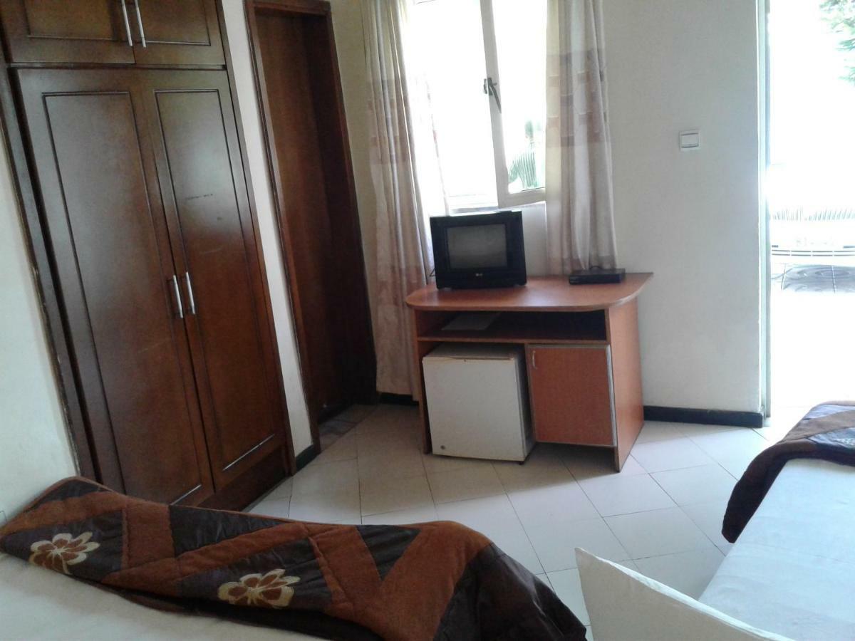 Konjo Guest House Addis Ababa Dış mekan fotoğraf